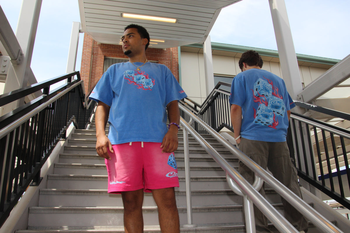 BET ON YOURSELF OVERSIZED TEE