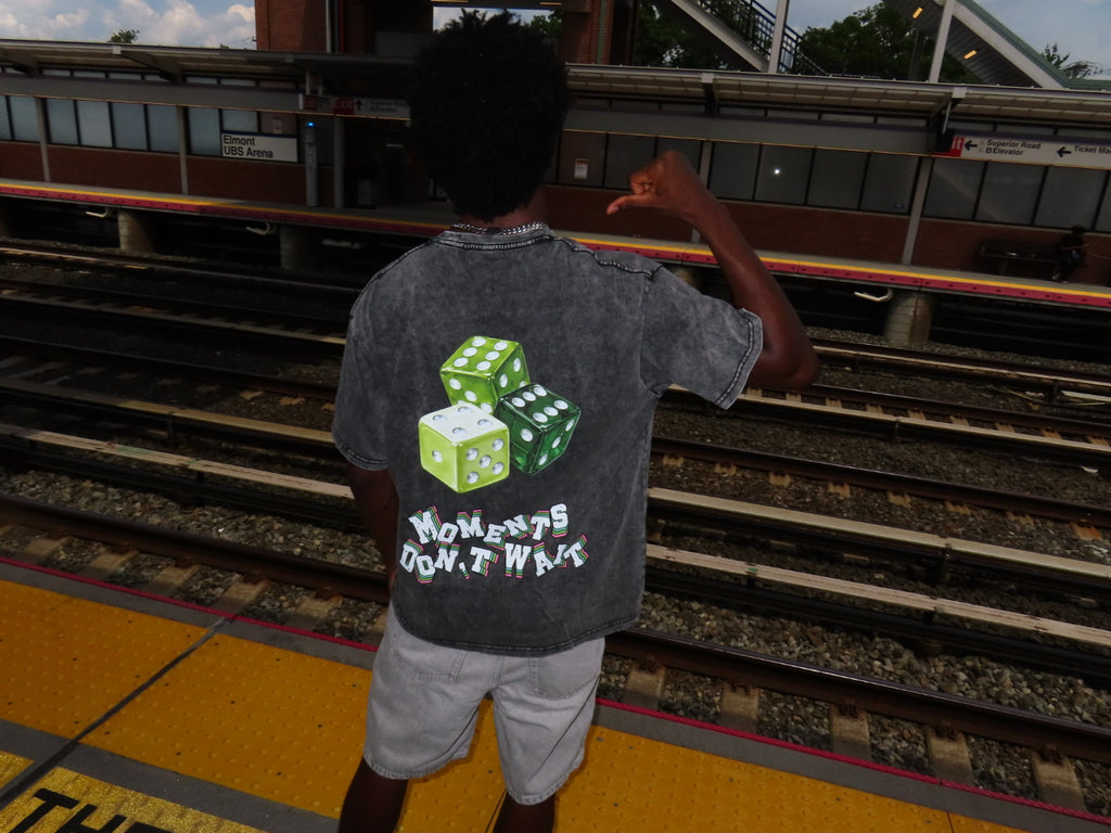 NEVER LATER OVERSIZED TEE